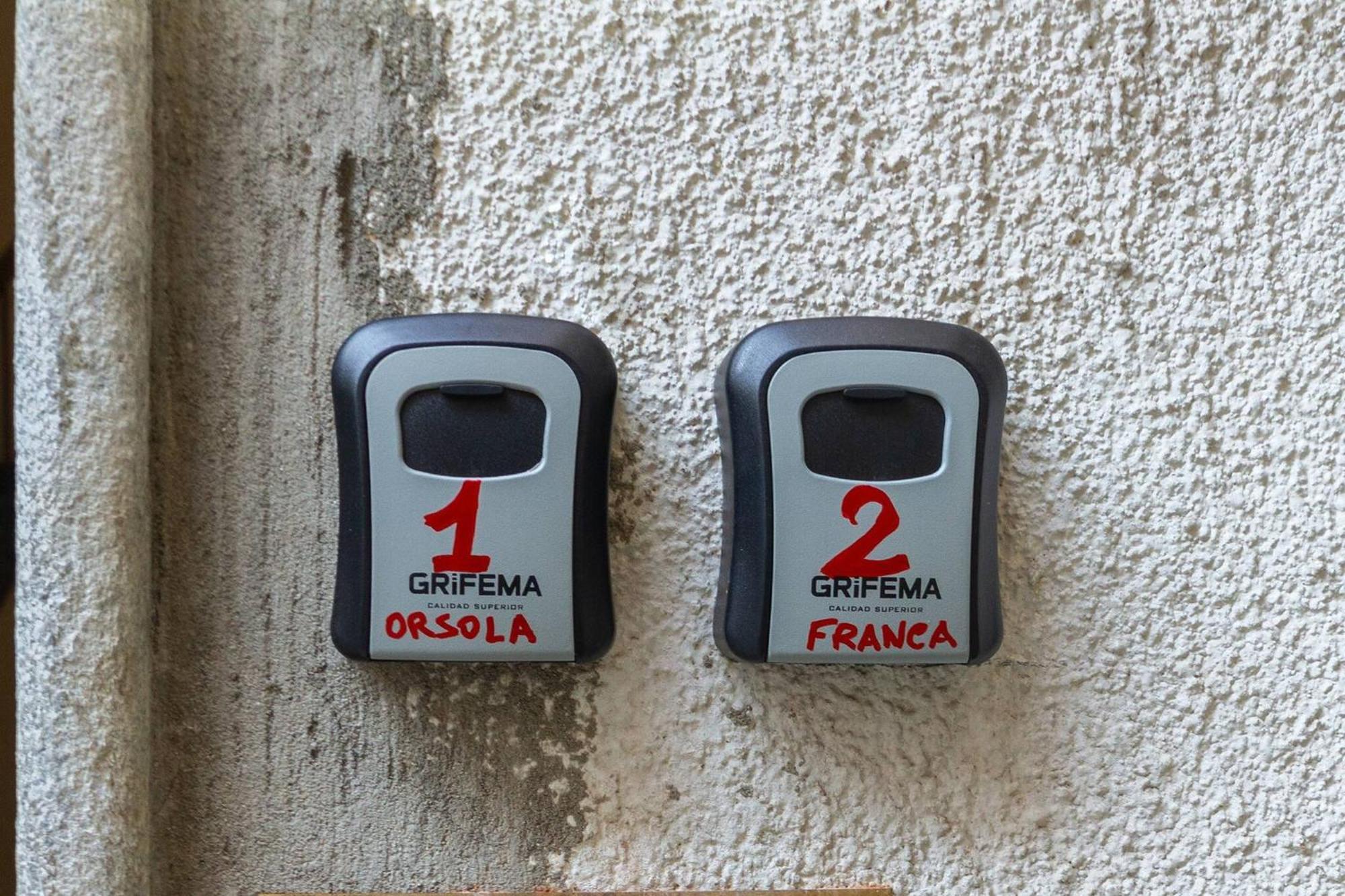 A Casa Di Ninni "Franca Room" トリノ エクステリア 写真